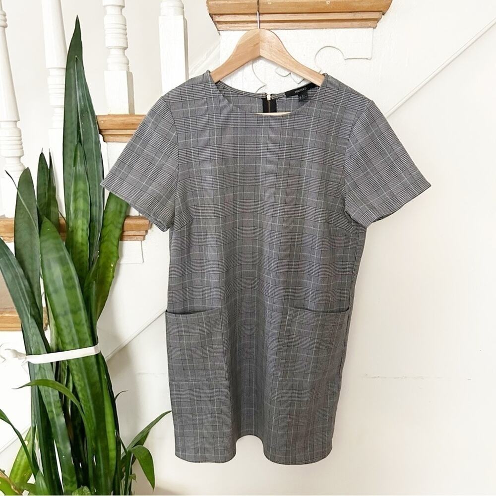 Forever 21 Black White Houndstooth Print Short Sleeve Shift Dress Size Small
